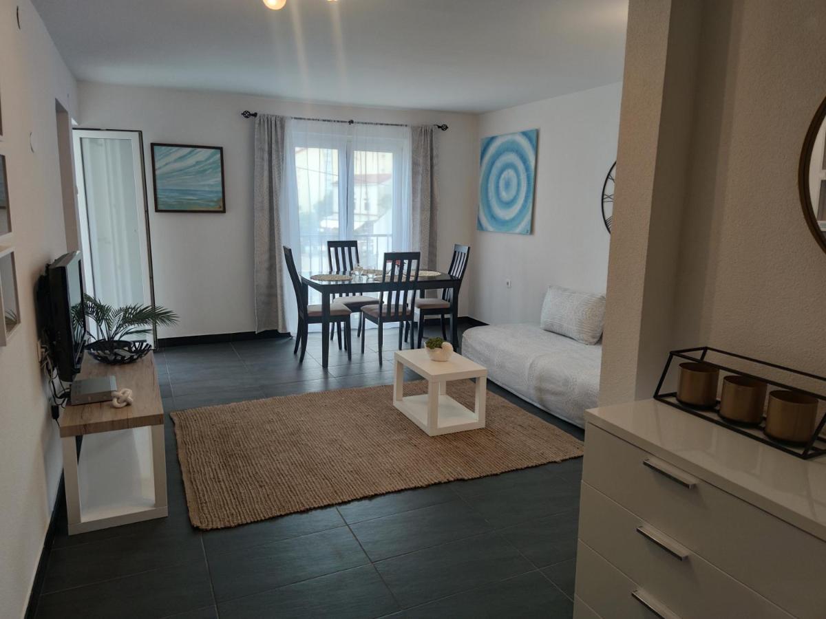 Apartments Obala マリンスカ エクステリア 写真