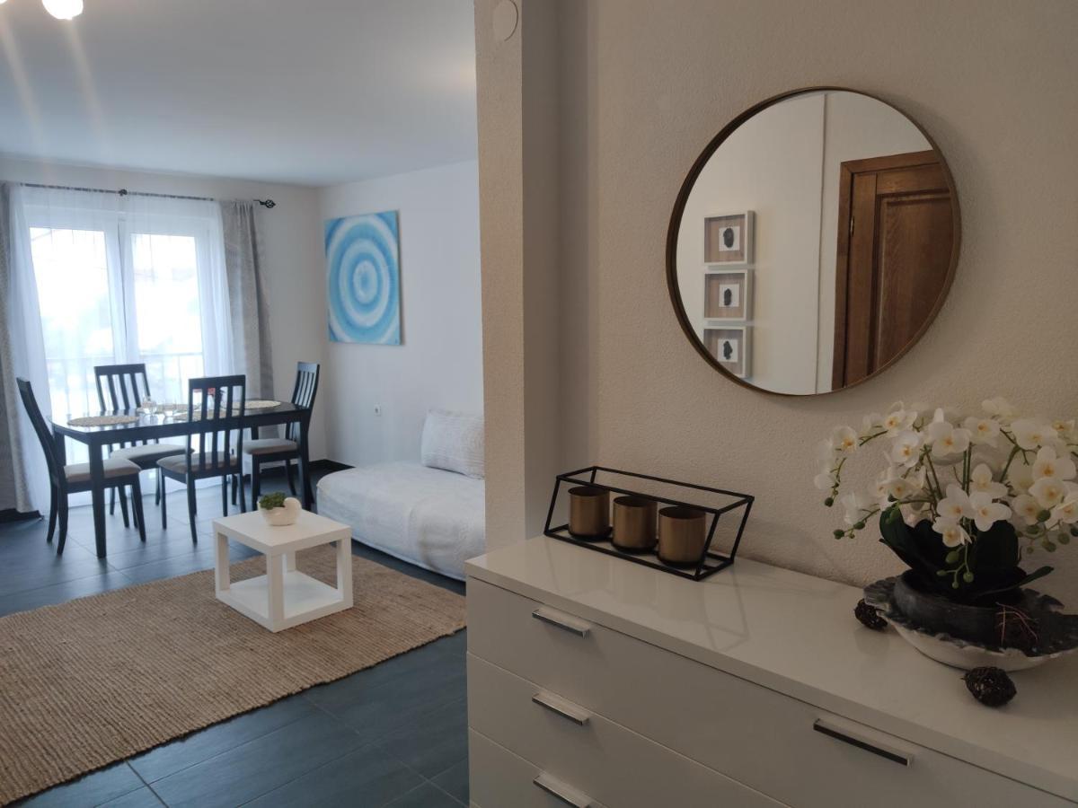 Apartments Obala マリンスカ エクステリア 写真