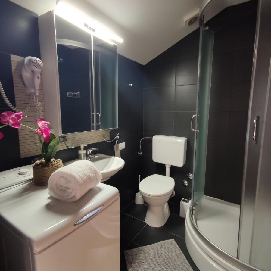 Apartments Obala マリンスカ エクステリア 写真