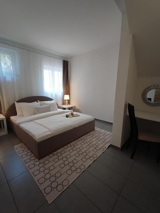 Apartments Obala マリンスカ エクステリア 写真