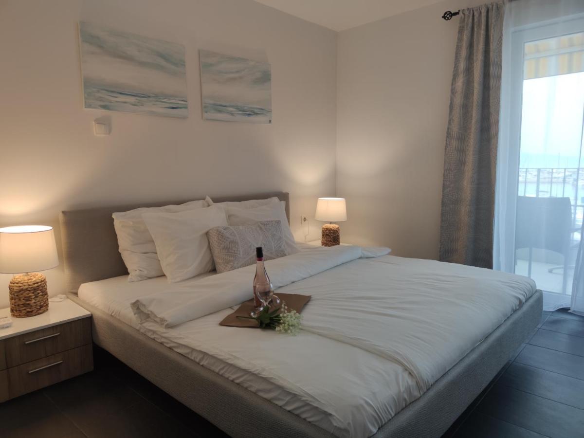 Apartments Obala マリンスカ エクステリア 写真